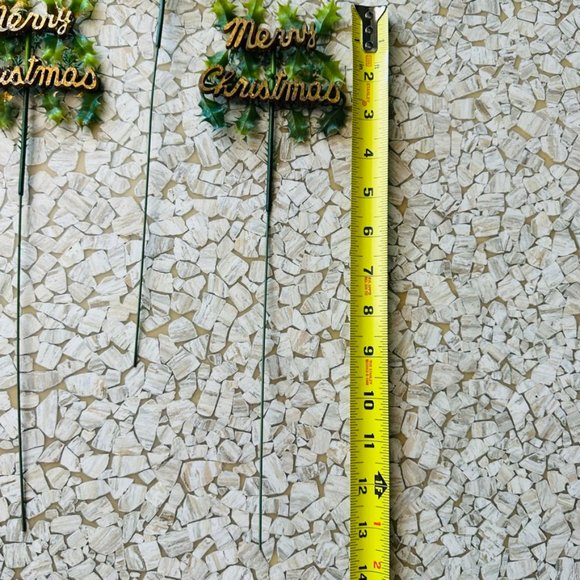 4 very vintage 60s Merry Christmas Holly Picks Mid Century Gold & Green - Picture 5 of 5